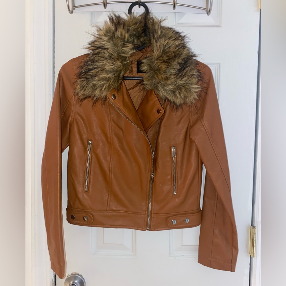 Brown leather jacket in small size